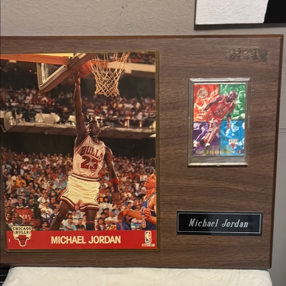 NBA Michael Jordan Bulls Action Framed Plaque with trading card - Picture 1 of 4